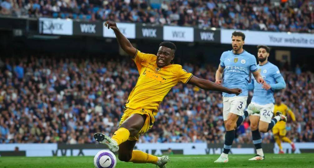 1-0！豪取5连胜+终结对手6连胜13.1亿豪门重返前三+仅落后枪手3分